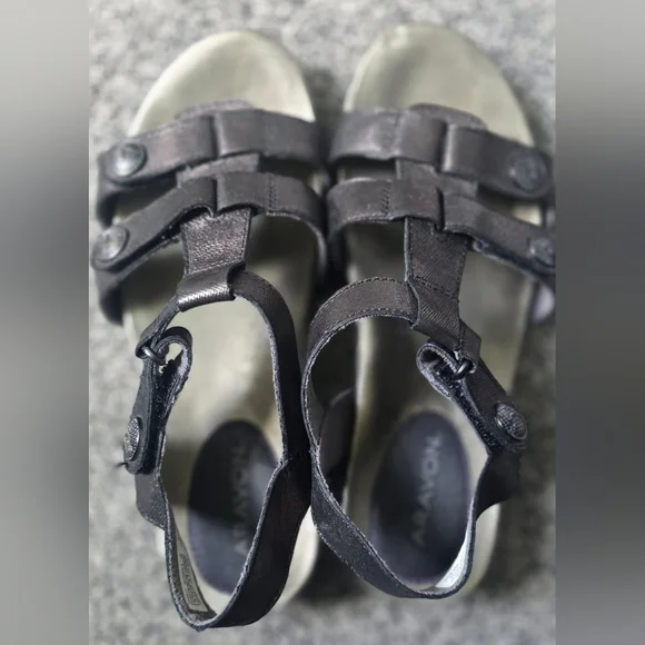 Aravon Rockport Standon T Bar Metallic Size 8 Sandals CH0417 Adjustable - Picture 9 of 11